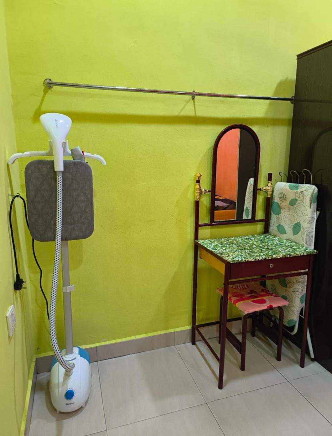 Irdina Homestay Formuslims - 창룬 외부 사진